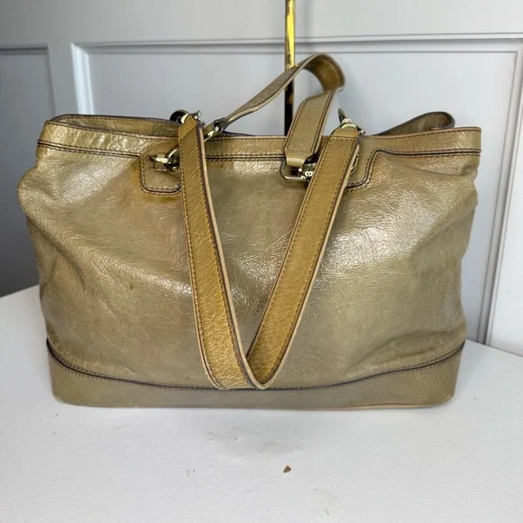 CELINE Vintage Patent Tote Bag Leather - Picture 4 of 9